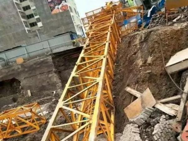 雁峰区吊车出租电话_出租吊车怎么